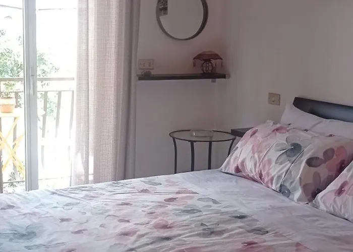 Casa *